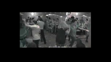 Салса Парти: Теди И Борис Р.