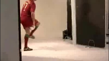 Cristiano Ronaldo vs The Cameraman - техника! 