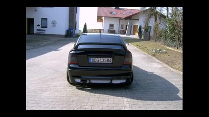 Black Opel Astra G Tuning