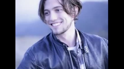 Jackson rathbone _jasper hale_ is Amazing!