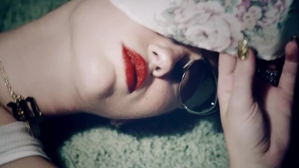 • Miley Cyrus - We Can't Stop