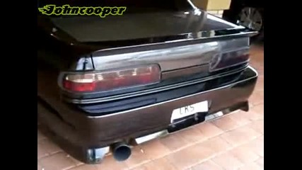 Красив Nissan Silvia S13 Widebody