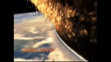 Падането на гигантски астероид на Земята