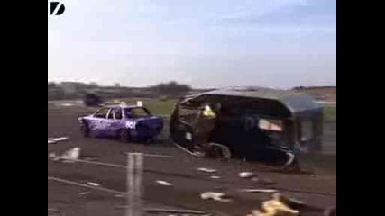 Caravan Crashes