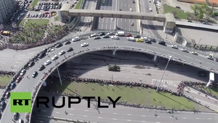 Русия: Дрон показва ясна гледна на парада по случай деня на Победата