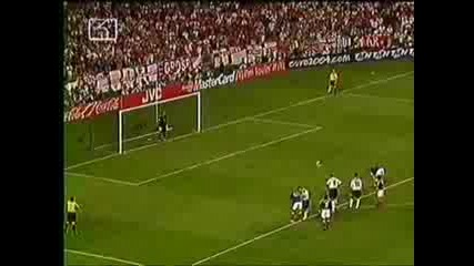 Euro 2004 / Group B / France - England
