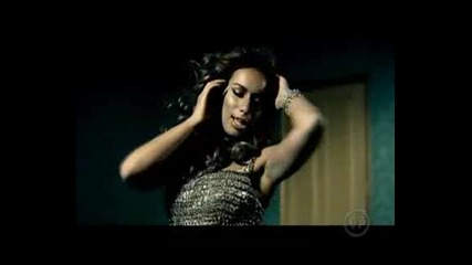 Leona lewis - Bleeding Love (превод)