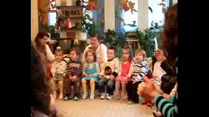 децата пеят