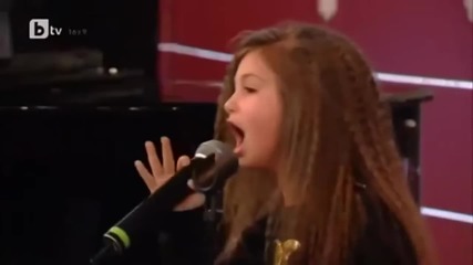 Girl 9 years old singing Listen by Beyonce Hd