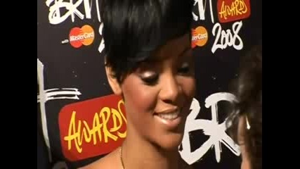 Rihanna loved - up in Paris 