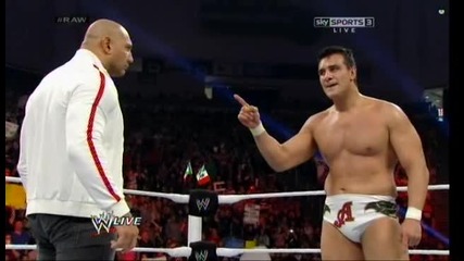 Алберто среща Батиста след победата върху Рей / 20.01.2014г. на Wwe Raw :