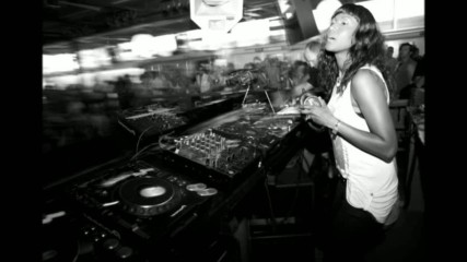 Smokin Jo Live from Glitterbox