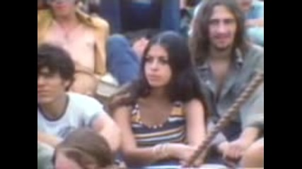 Richie Havens - Strawberry Fields Forever - Woodstock 1969