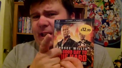 Различни Blu - Ray издания на култовия филм Умирай Трудно: Денят Настъпи (2013)