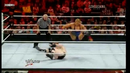 Wwe.raw.11.21.11.част 2