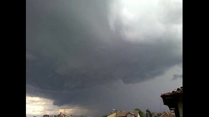 Мултиклетъчна буря в Нови хан (04.06.2010) 