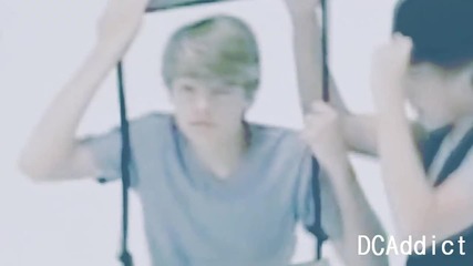 Cole Sprouse Everybody Loves Me