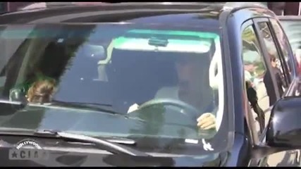 Miley Cyrus Leaving a medical building (17th October)