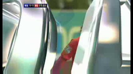 гола на Карлос Тевез с пета срещу Уигън