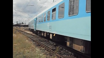 Пътнически влак на Централна гара София