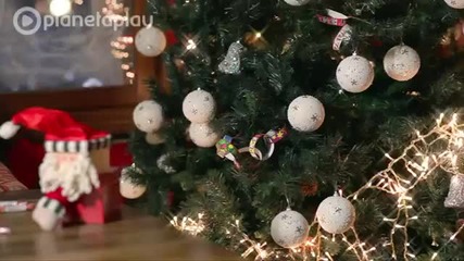 Емилия и Sakis Coucos - O Tannenbaum •официално видео•