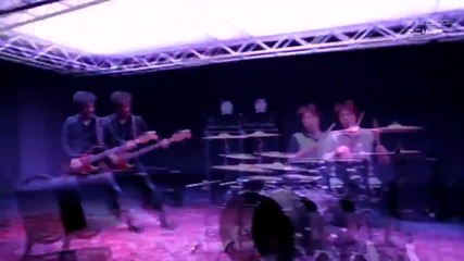 Kishida Kyoudan & The Akeboshi Rockets - Strike the Blood Pv