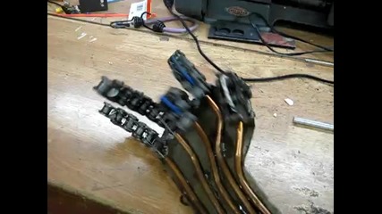 Simple_animatronic_robotic_hand_