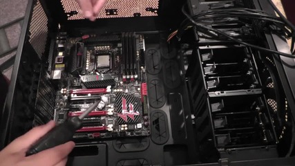 How To Build a Gaming Computer 2013 How to install an Atx Motherboard into your case [part 3]