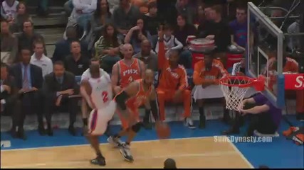 Vince Carter Baseline One - Handed Dunk vs Knicks 