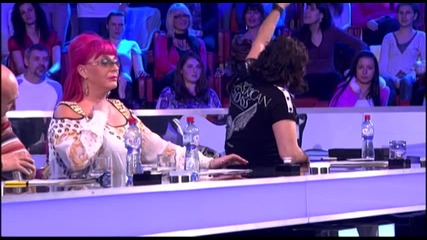Dzenana Djidic - Zena starija - Dodji da mi ruke grejes - (Live) - ZG 2013 14 - 29.03.2014. EM 25.