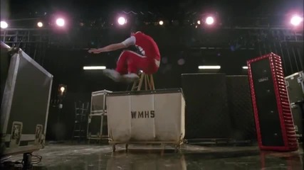 Full Performance of Closer from Feud Glee