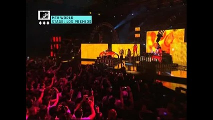 Shakira - Loba (live Los Premios 2009) 