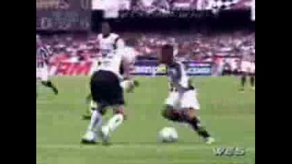 Robinho Vs Messi 