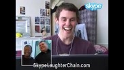 Лудаци се смеят по скайп - Луд смях