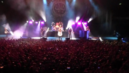 Whitesnake - Give Me All Your Love (sofia 2015)