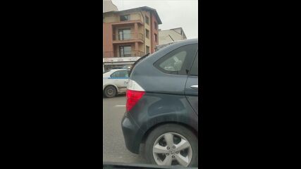 Vid_20230130_121206408.mp4