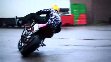 Stunter 13 - Amsterdam 2011 -- Directed By_ Michael Pollack