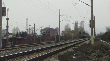 46 025