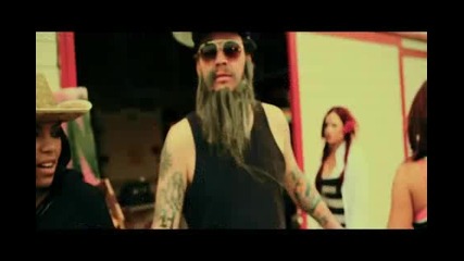 Hollywood Undead Comin in Hot Official Music Video