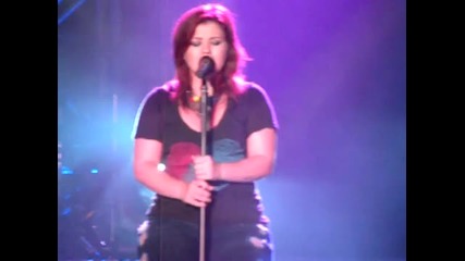 Kelly Clarkson Cry Live Champlain Valley Fair, Essex, Vermont September 2009 