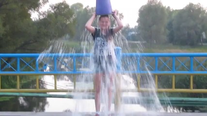 ice bucket challenge[4]