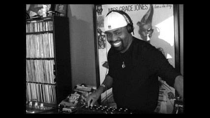 defected in the house - frankie knuckles guestmix-11-26-2011