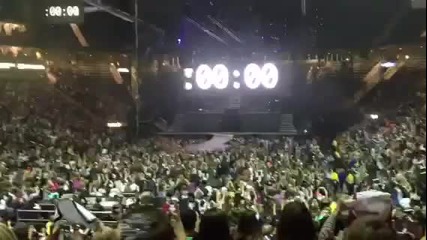 Believe Tour ! 26.10 Джъстин открива концерта си в Канзас