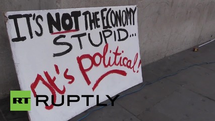 UK: Londoners rally in solidarity with Greece, demanding debt cancellation