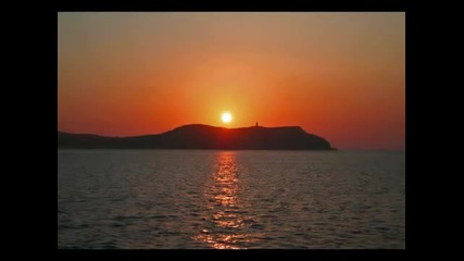 Cafe del Mar Reunited - Sun is Shining [hd]
