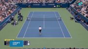 Алкарас продължава напред на US Open
