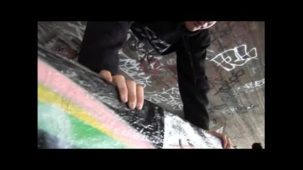 Learn Freerunning and Parkour - Handstand 
