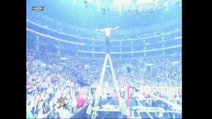 jeff hardy скача от стълба върху cm punk 