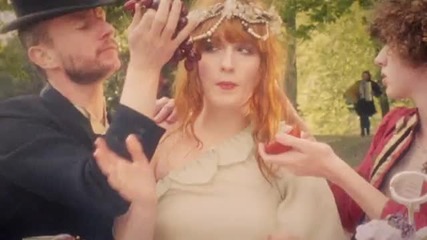 Florence + The Machine - Rabbit Heart (raise it Up)