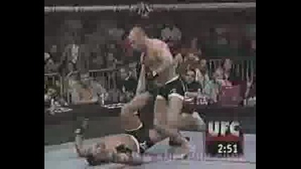 Моменти от UFC-насилие